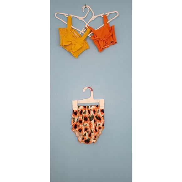 Baby Girls 6-9mos 3 Piece Outfit, 2 Bow Crop Tanks And Sunflower Bloomers - Picture 3 of 6